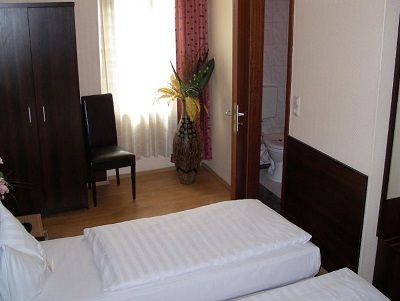 Hotel Elbe Street 34 Франкфурт-на-Майне Экстерьер фото